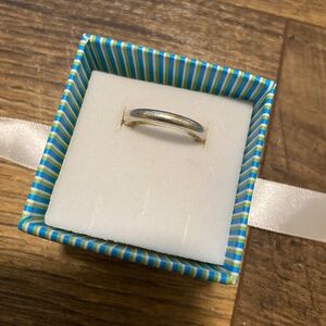 Sterling Silver Ring (Size 6)